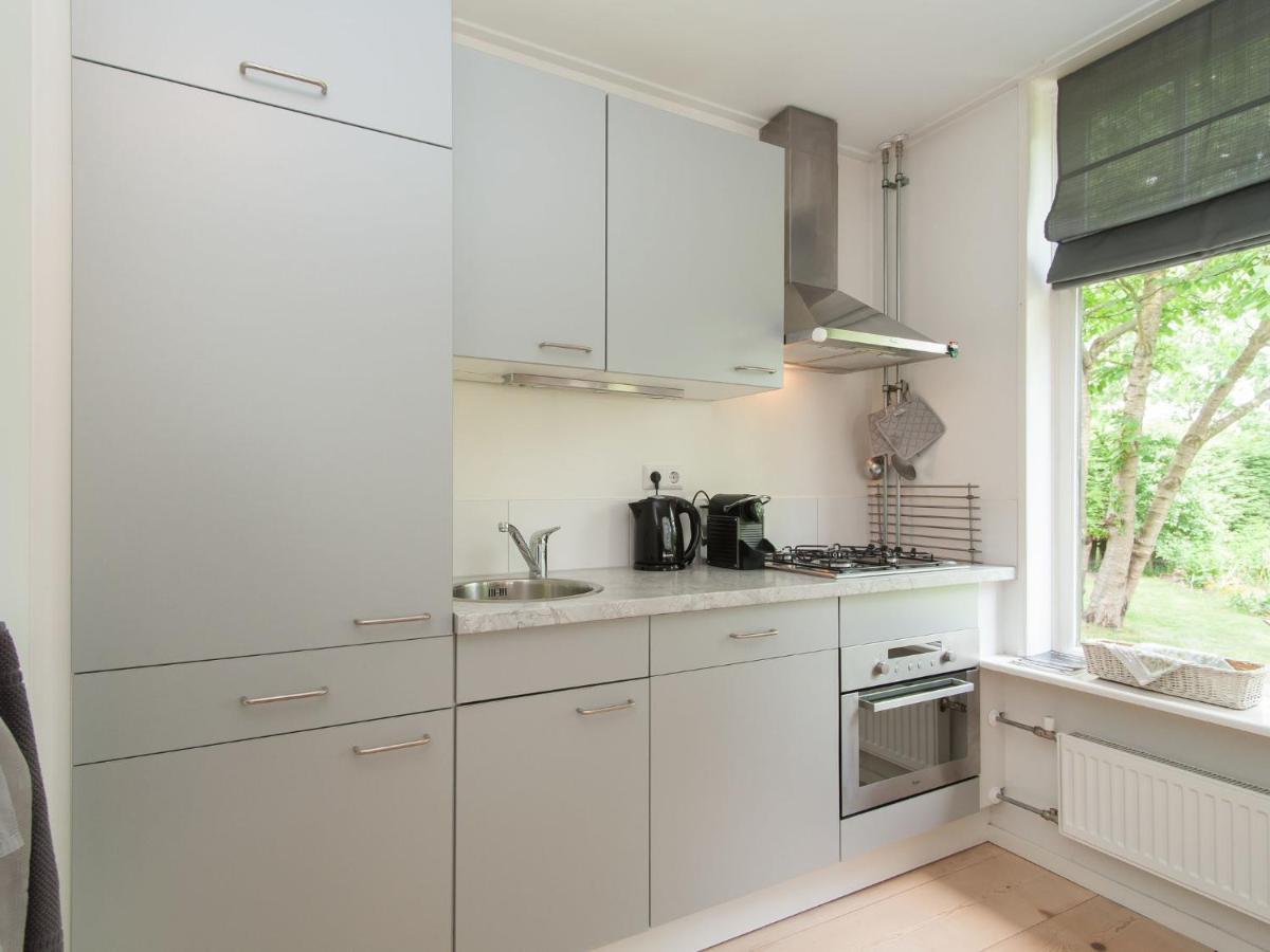 Attractive Countryside Holiday Home In Quiet Шорл Екстериор снимка